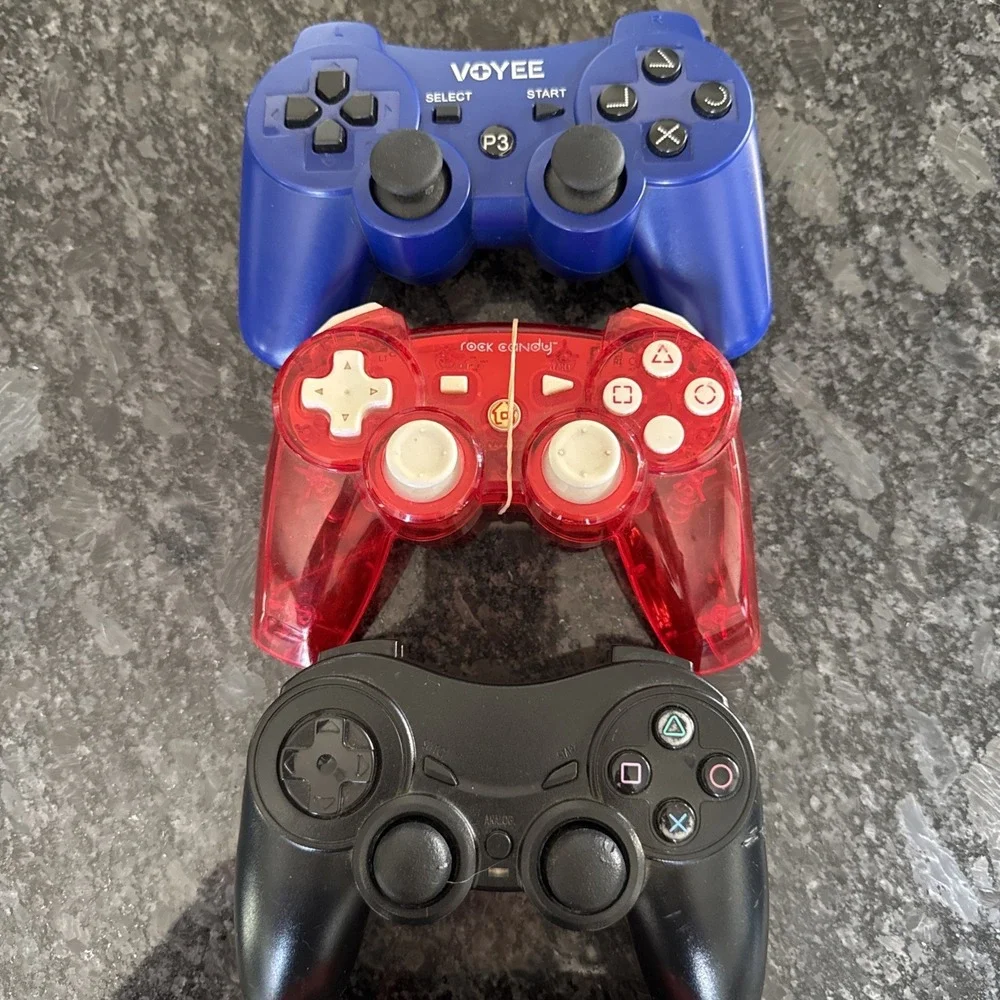 Lot Of 19 Controllers Xbox/360, PS, Sega, Generic Untested, Parts/Repairs Only